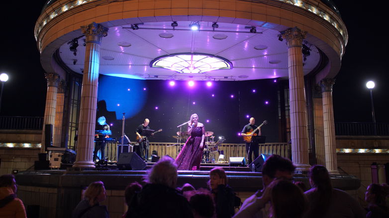 Ultimate Adele - Tribute Bands from West Yorkshire