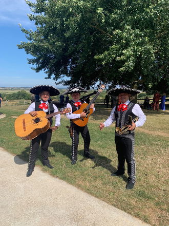Mariachi King - Acoustic Bands from Surrey