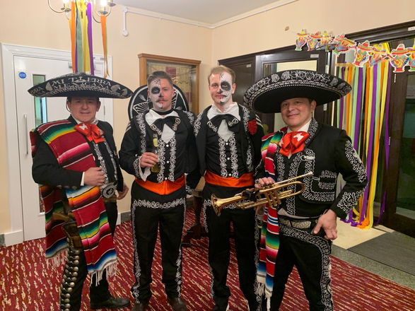 Mariachi King - Acoustic Bands from Surrey