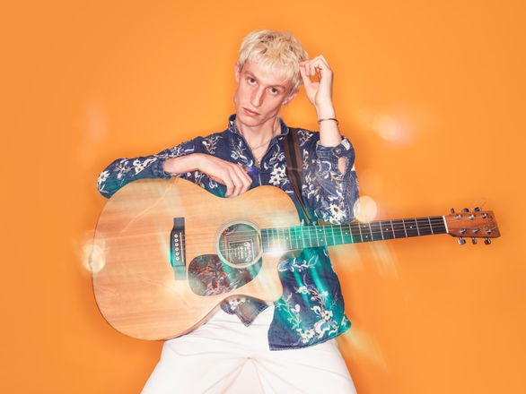 Marland - Acoustic Singer Guitarists from Kent