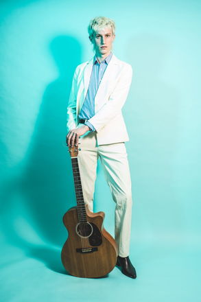 Marland - Singer Guitarists from Kent