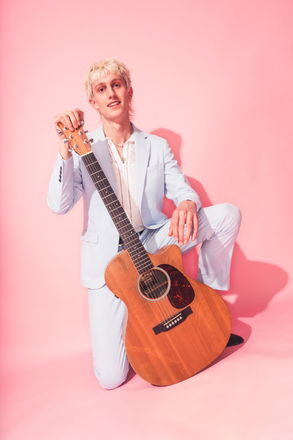 Marland - Singer Guitarists from Kent