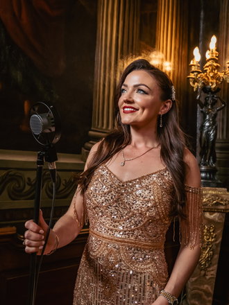 Mimi Violet - Solo Duo and Trios from London