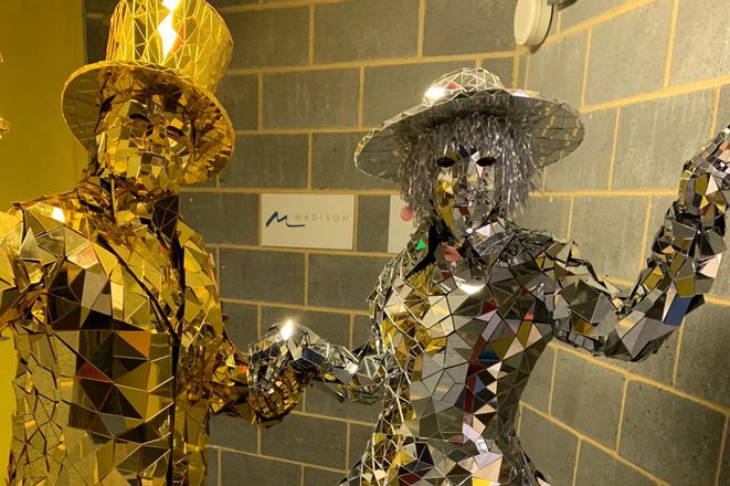 Mirror People - Mix and Mingle Entertainment from Kent