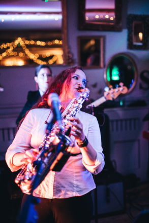 Mrs X - Wedding & Party Bands from London