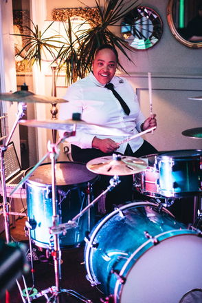 Mrs X - Wedding & Party Bands from London