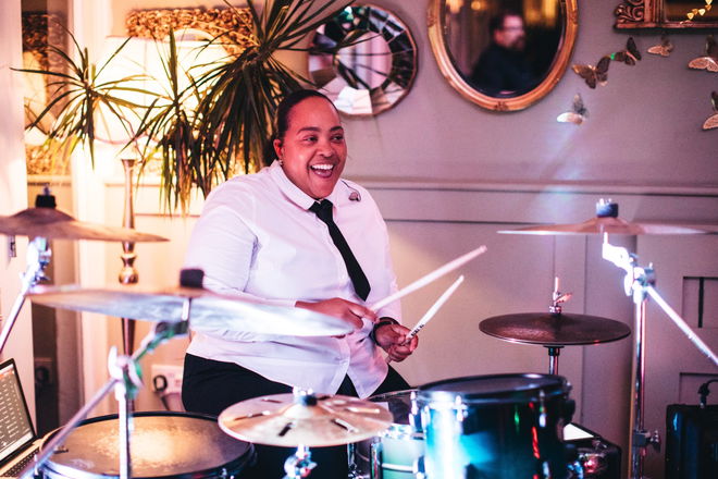 Mrs X - Wedding & Party Bands from London