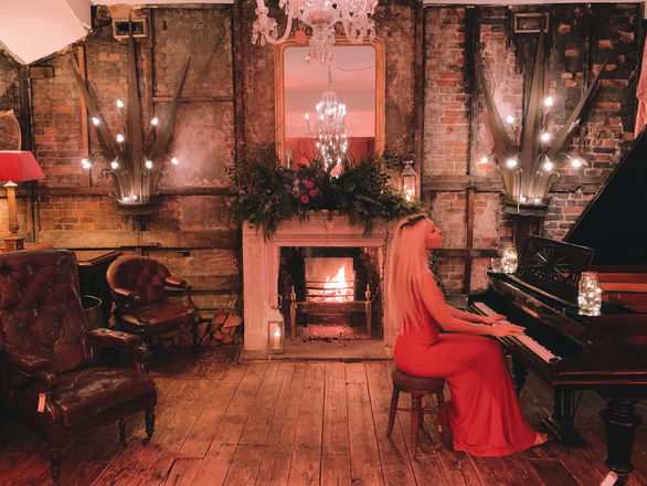 Kiara - Pianists from London