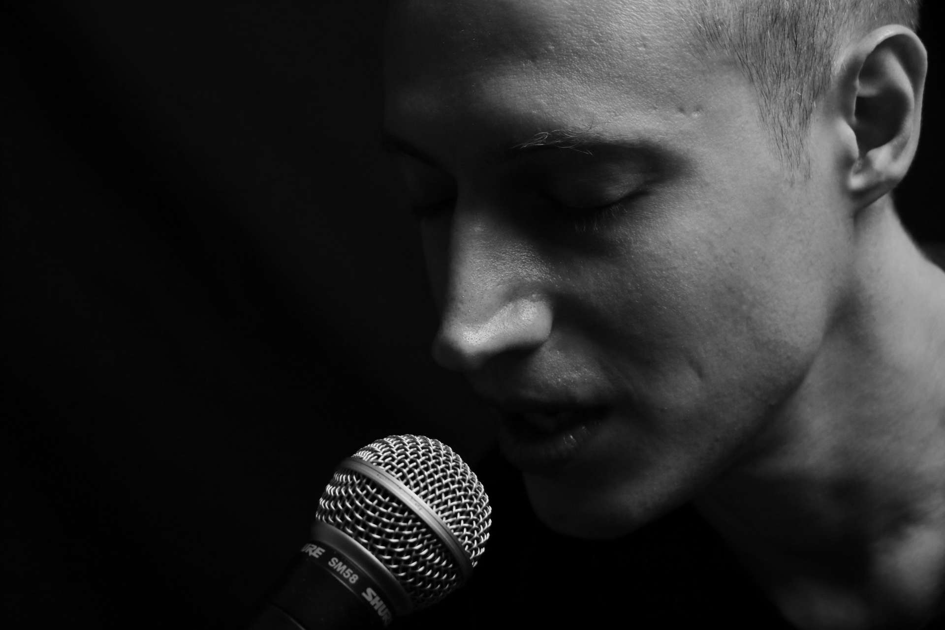 Singer Murcus Marcus | Singer Guitarist | South East Entertainment Co.