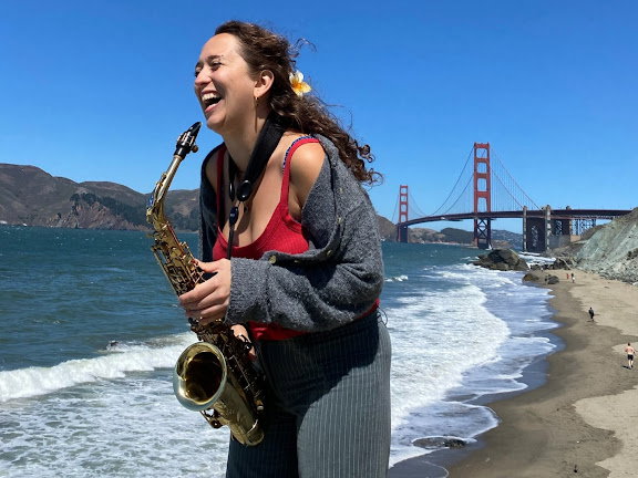 Emily On Sax - Saxophonists from Surrey