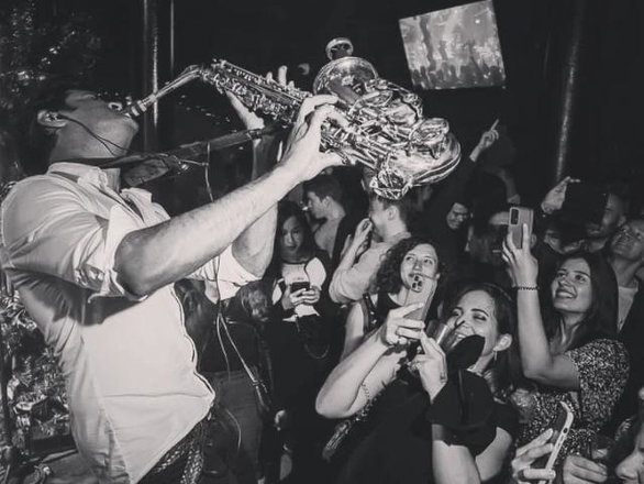 Schwood Sax - Saxophonists from London