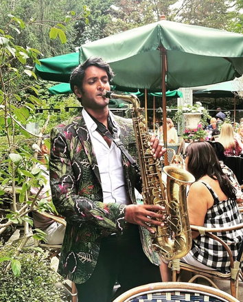 Schwood Sax - Saxophone Players from London