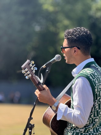 Sonny Ray - Singer Guitarists from London